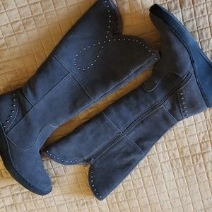 Charcoal grey suede boots